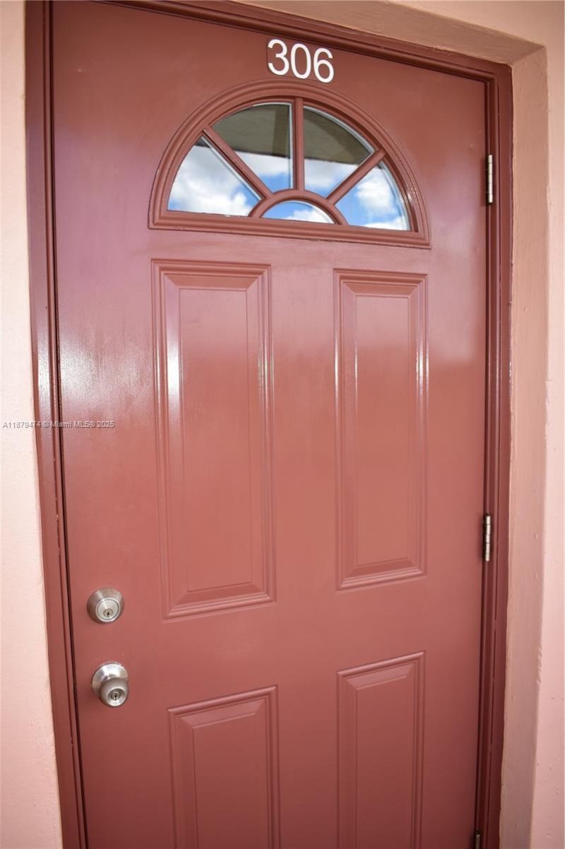 9641 Sunrise Lakes Blvd, Unit 306, Sunrise, FL 33322 Photo