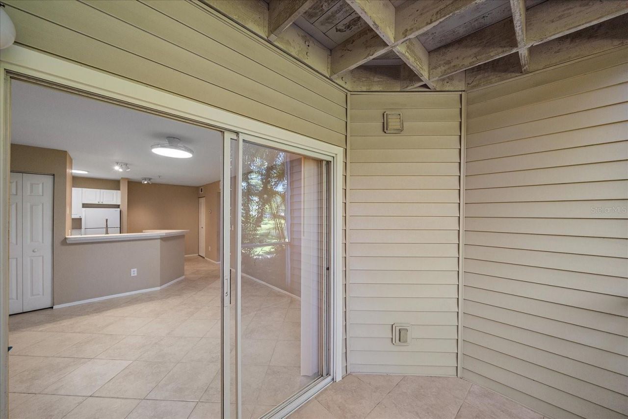 850 S Tamiami Trail, Unit 207, Sarasota, FL 34236 Photo