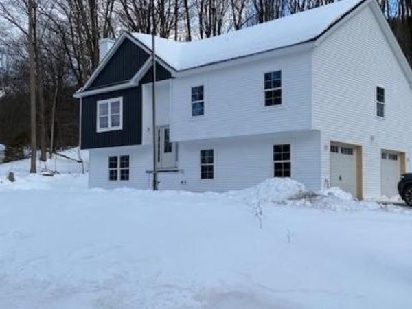 40 Neversink Drive, Port Jervis, NY 12771