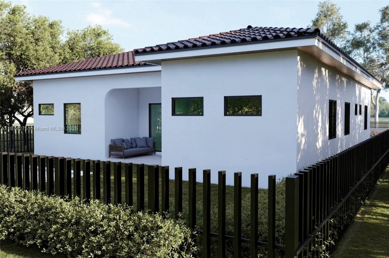 1910 SW 33rd Ave, Miami, FL 33145 Photo