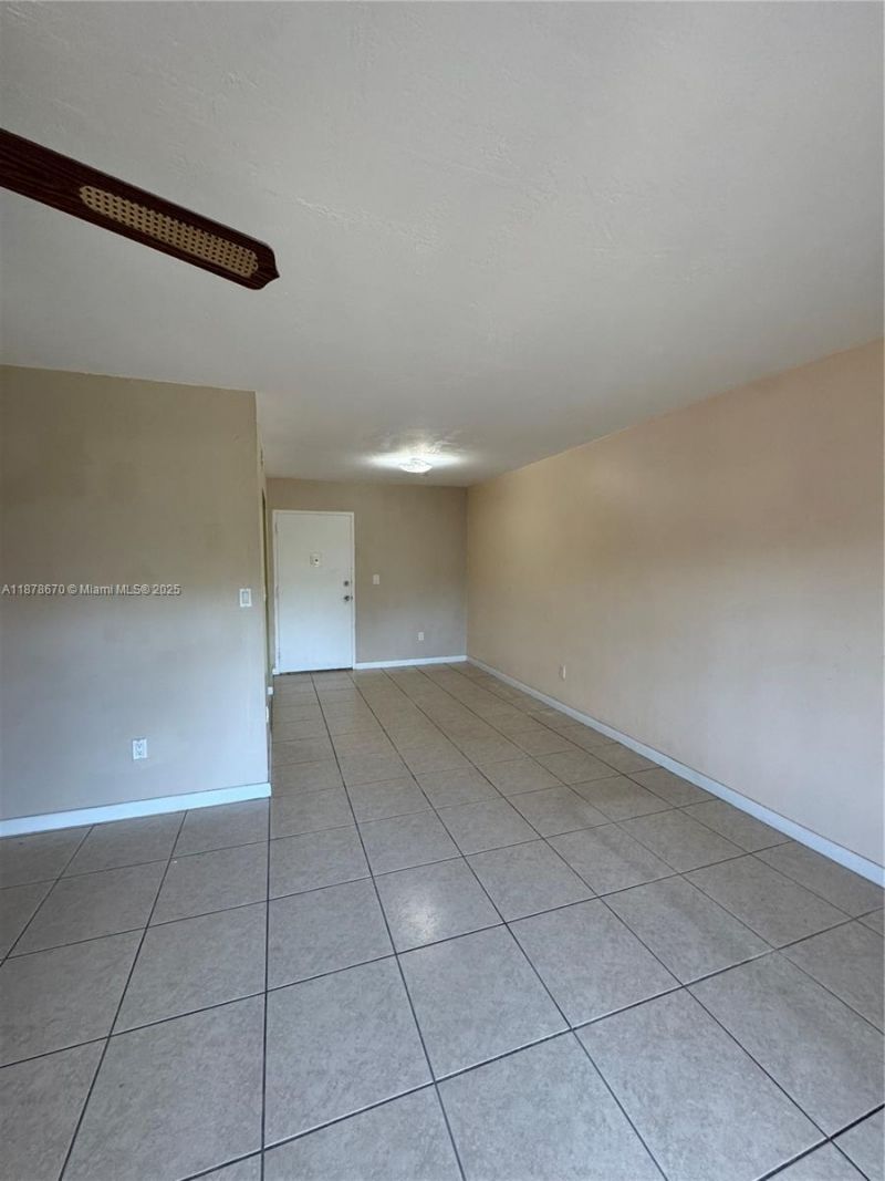 10353 N Kendall Dr, Unit BB2, Miami, FL 33176 Photo