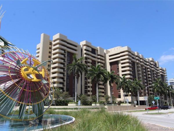 600 Biltmore Way, Unit 320, Coral Gables, FL 33134