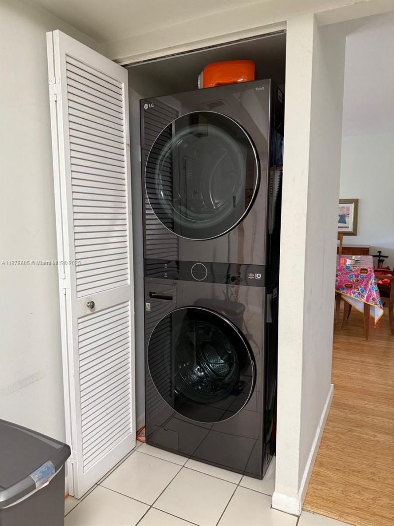 600 Biltmore Way, Unit 320, Coral Gables, FL 33134 Photo