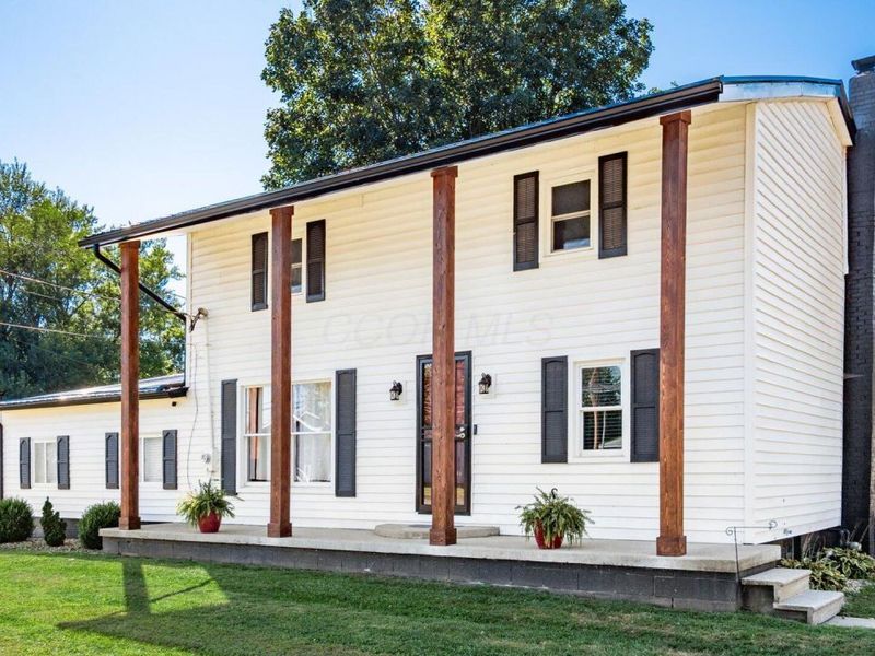 2378 W High Street NE, Newark, OH 43055 Photo 3