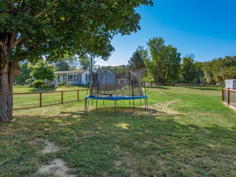 2378 W High Street NE, Newark, OH 43055 Photo 32