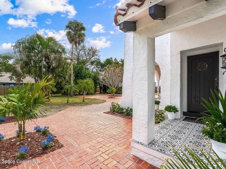 121 Circle Drive, Cocoa, FL 32922