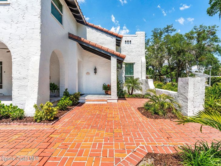 121 Circle Drive, Cocoa, FL 32922