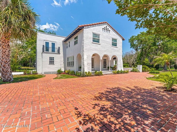 121 Circle Drive, Cocoa, FL 32922