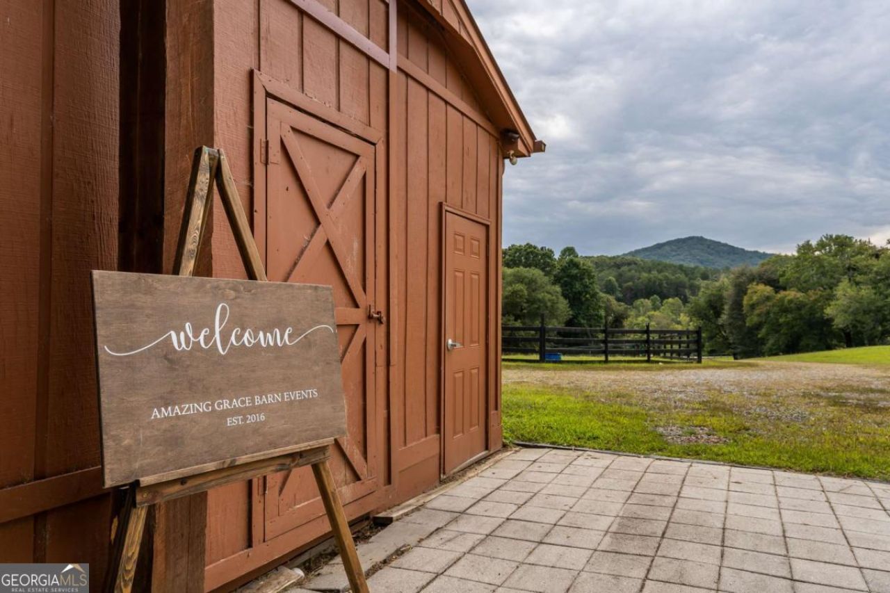 86 Stable Gate Drive, Blairsville, GA 30512 Main Photo