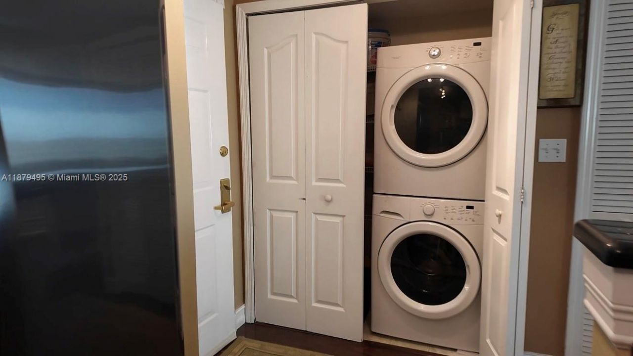 2665 SW 37th Ave, Unit 1112, Miami, FL 33133 Photo