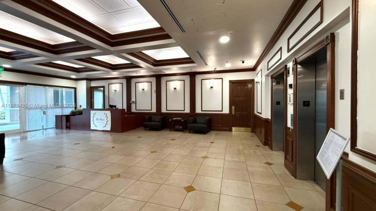 2665 SW 37th Ave, Unit 1112, Miami, FL 33133 Photo