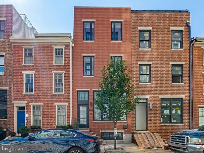 2106 Spring Street, Philadelphia, PA 19103 Main Photo