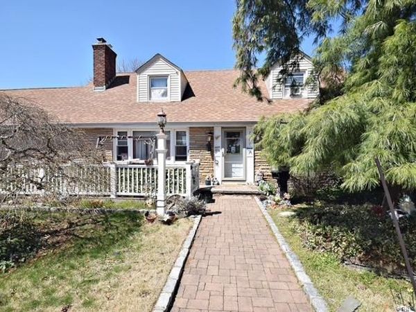 2900 Stevens Street, Oceanside, NY 11572