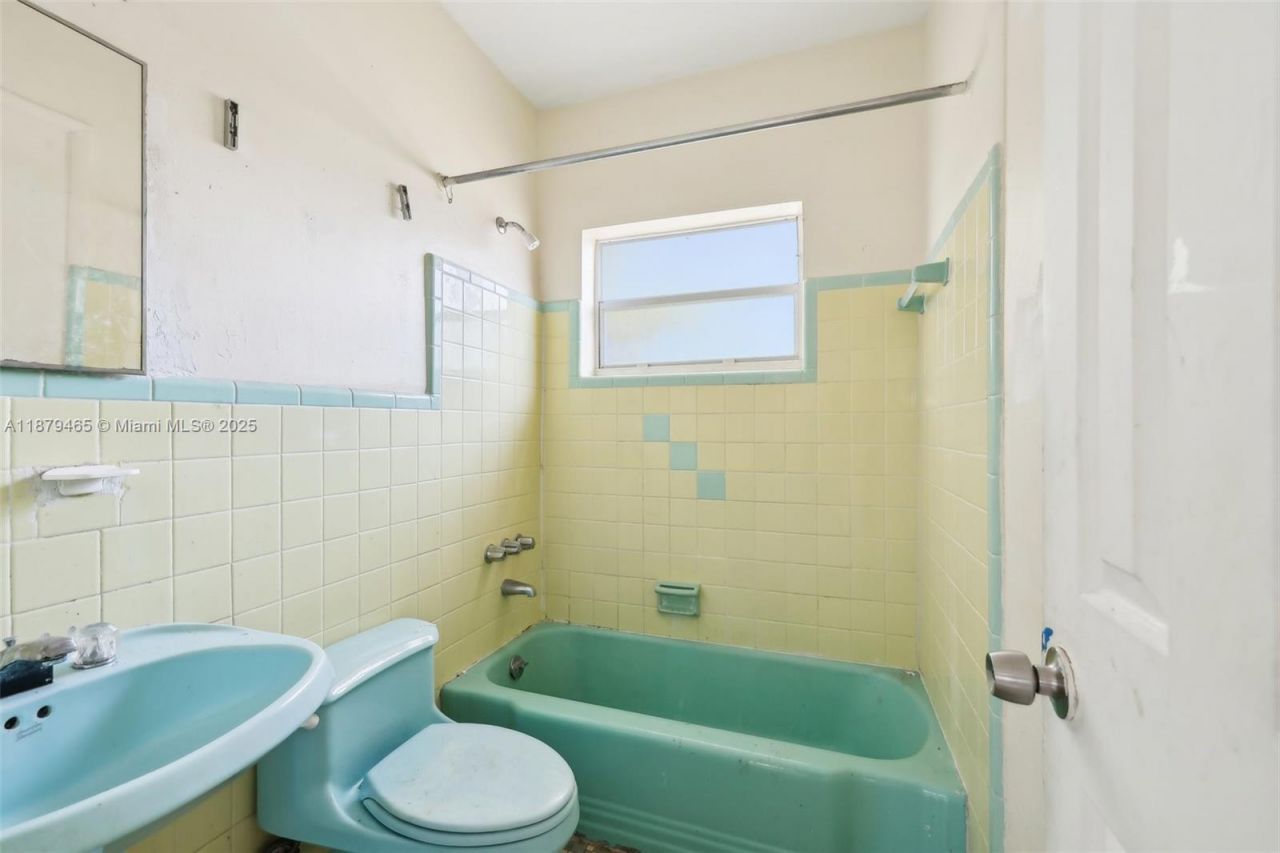 1121 SW 36th Ave, Miami, FL 33135 Photo