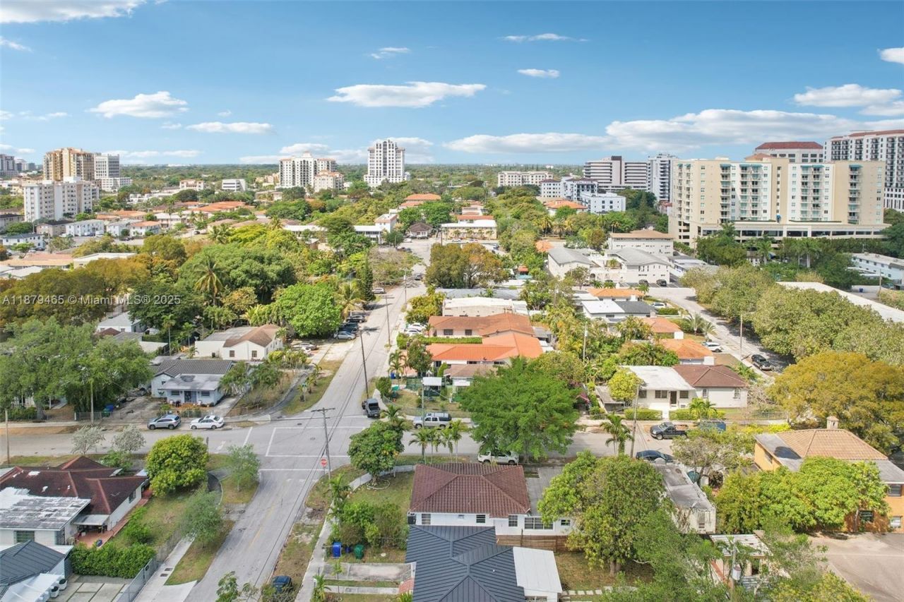 1121 SW 36th Ave, Miami, FL 33135 Photo