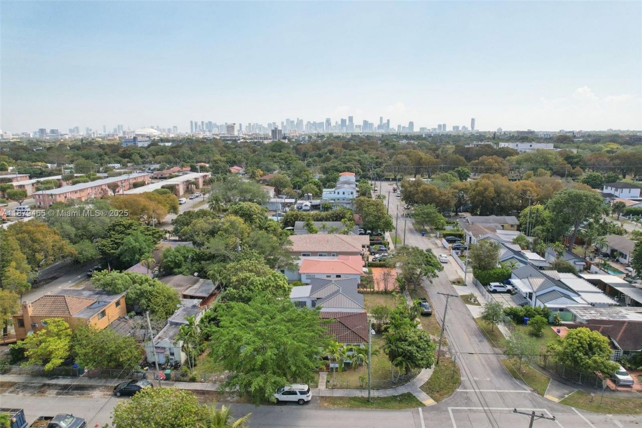 1121 SW 36th Ave, Miami, FL 33135 Photo