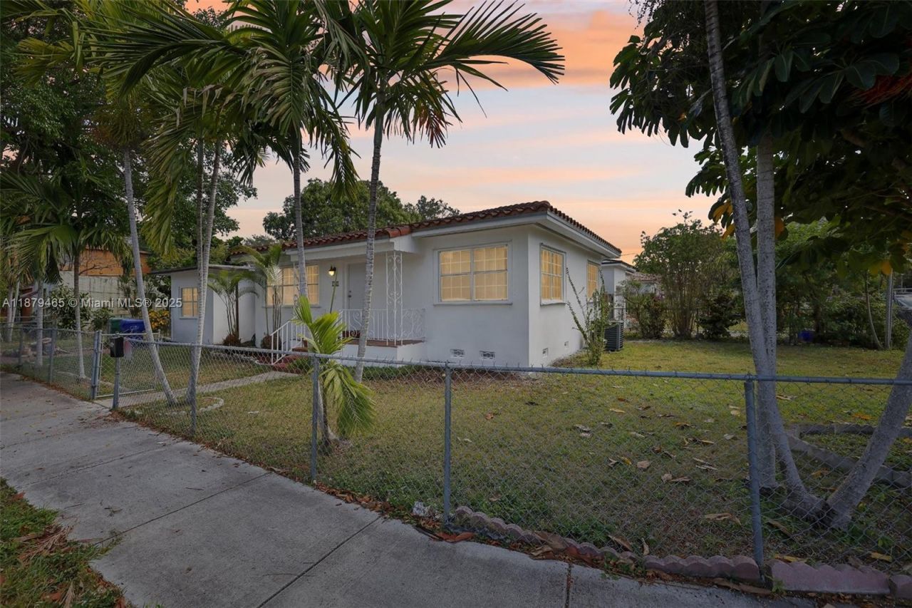 1121 SW 36th Ave, Miami, FL 33135 Photo