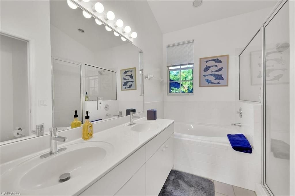 27031 Lake Harbor Ct, Unit 202, Bonita Springs, FL 34134 Photo