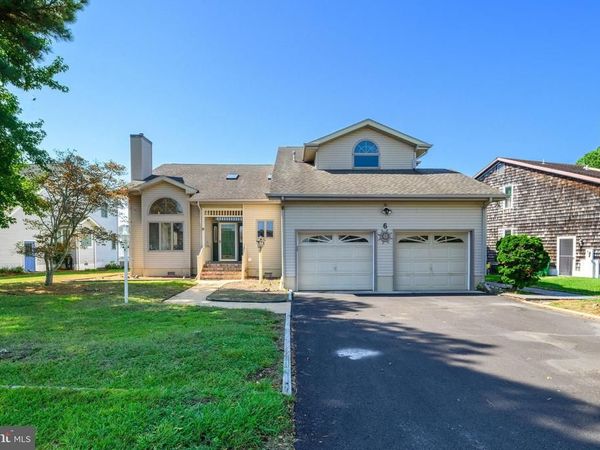 6 EBB TIDE, BERLIN, MD 21811