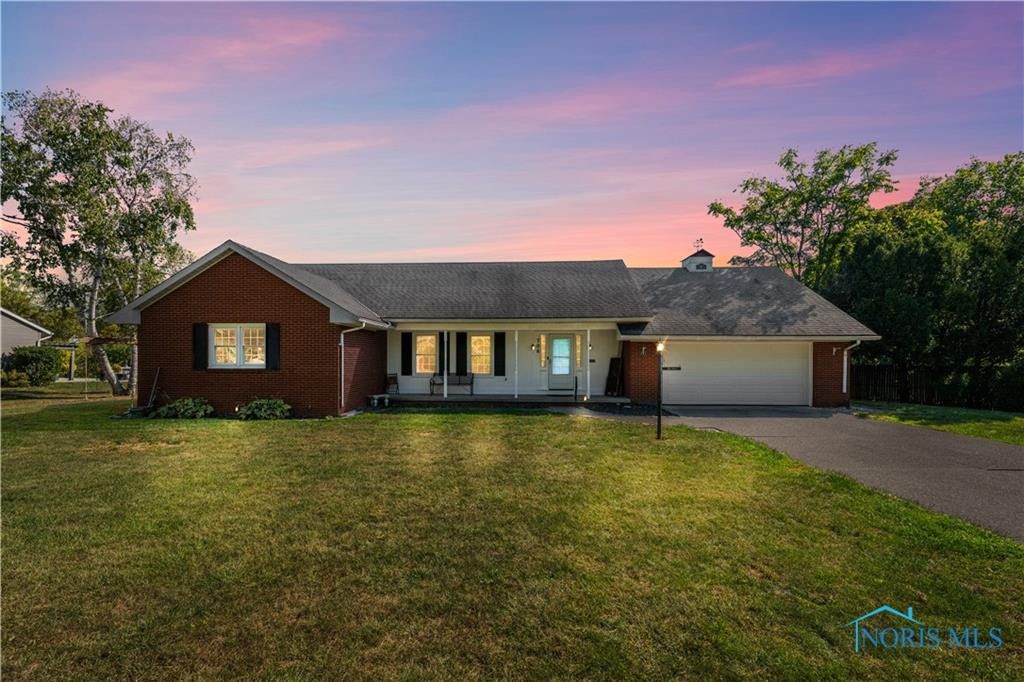 706 Waite Avenue, Maumee, OH 43537 Main Photo