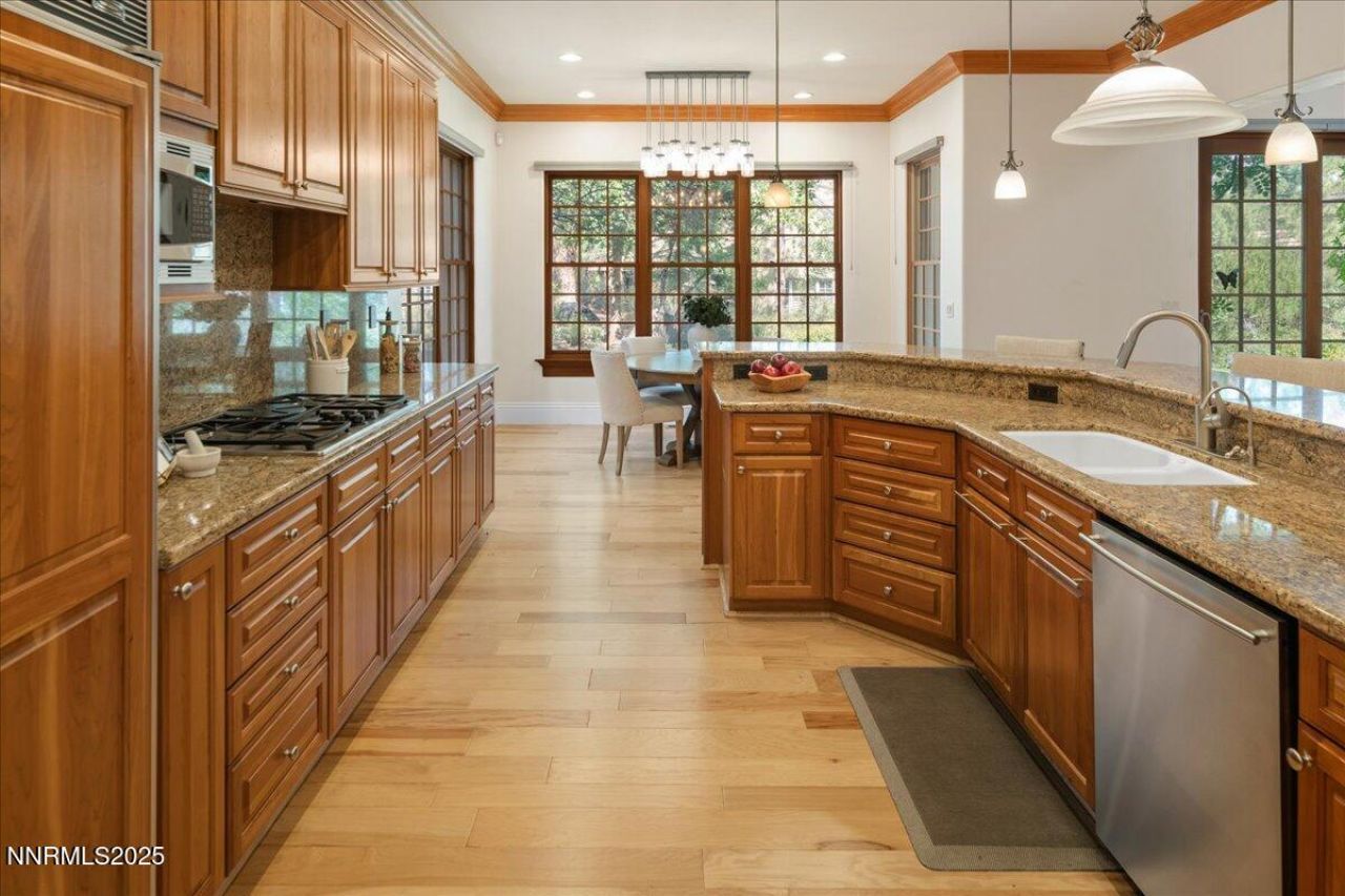 6410 Zermatt Court, Reno, NV 89511 Photo