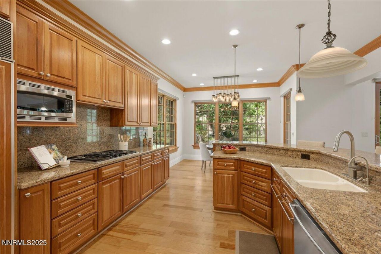 6410 Zermatt Court, Reno, NV 89511 Photo