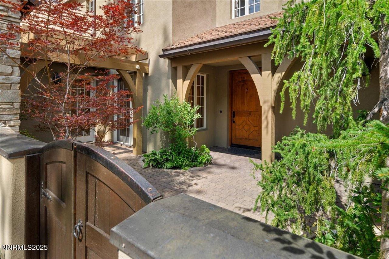 6410 Zermatt Court, Reno, NV 89511 Photo