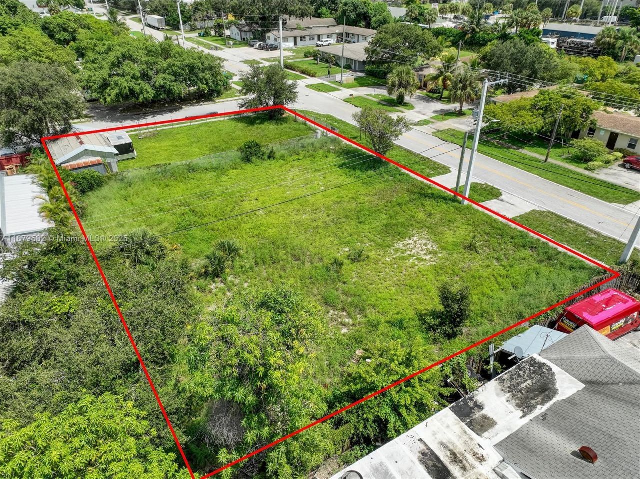 1305 Suwanee Dr, West Palm Beach, FL 33409 Photo