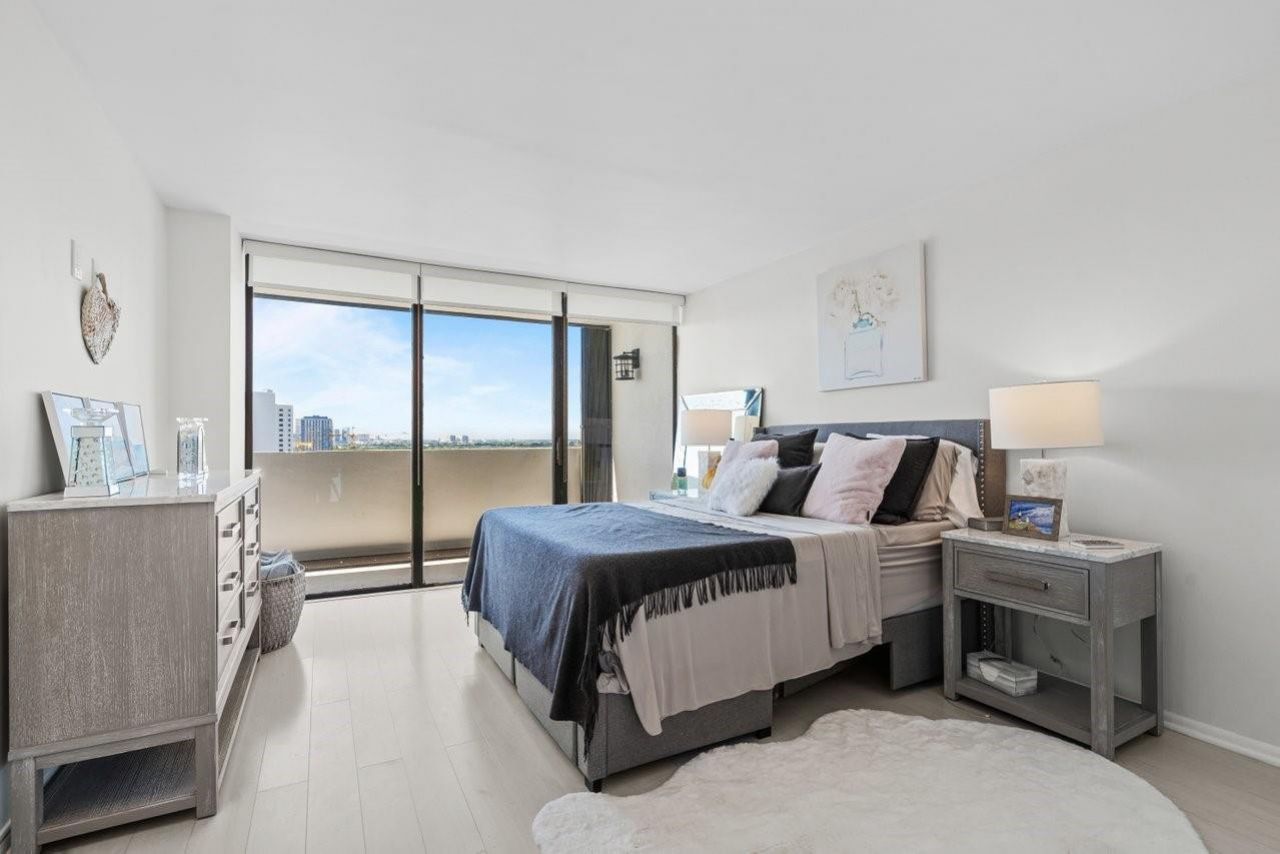 5600 N Flagler Drive, Unit 2004, West Palm Beach, FL 33407 Photo