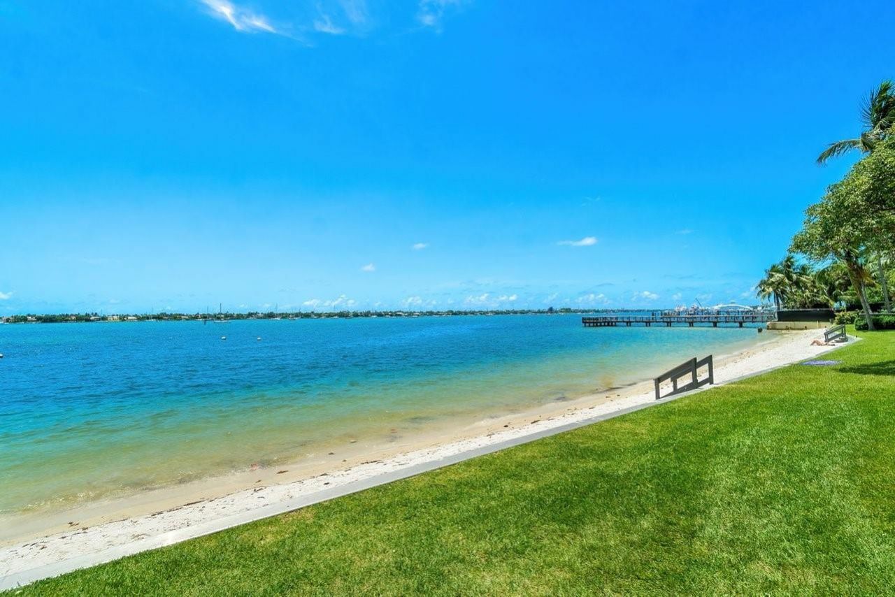 5600 N Flagler Drive, Unit 2004, West Palm Beach, FL 33407 Photo
