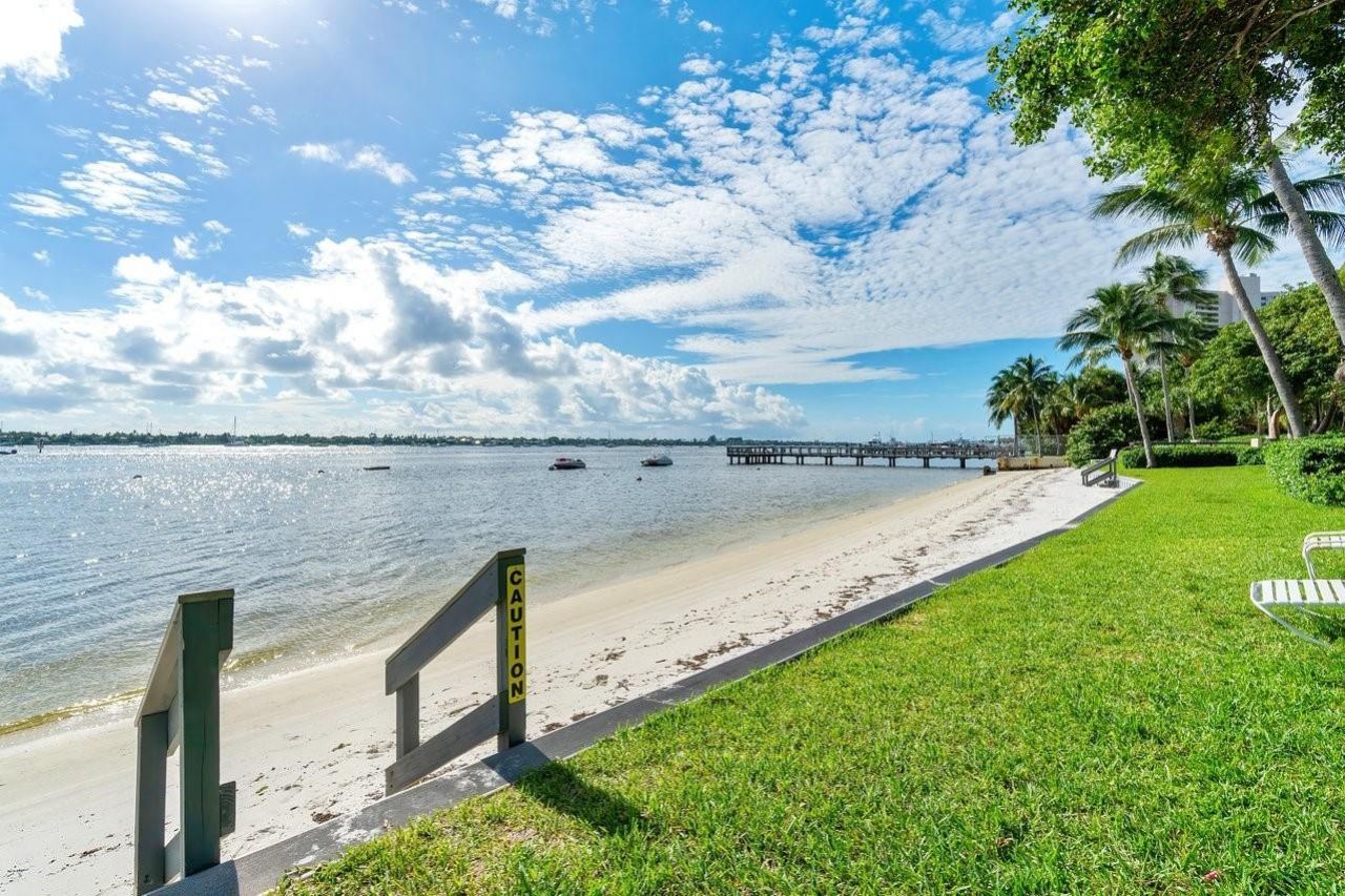 5600 N Flagler Drive, Unit 2004, West Palm Beach, FL 33407 Photo