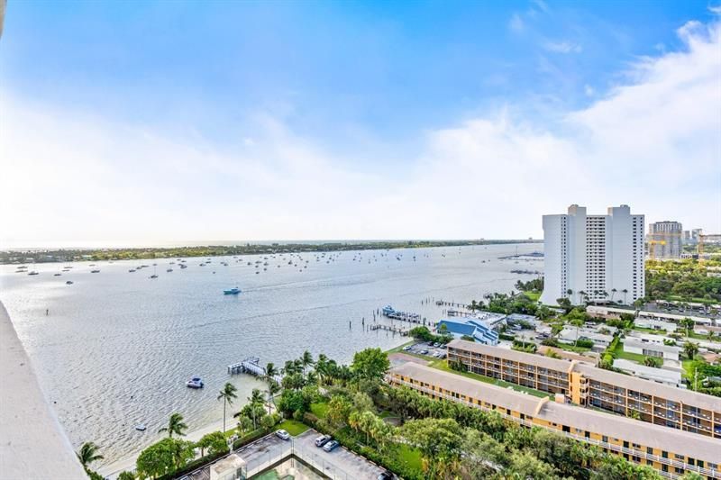 5600 N Flagler Dr, Unit 2004, West Palm Beach, FL 33407 Photo