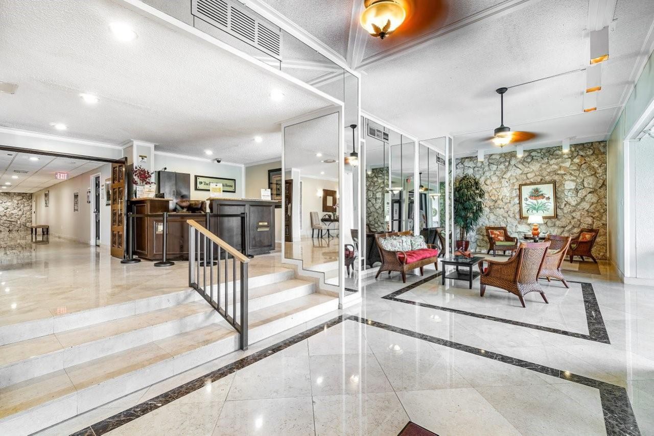 5600 N Flagler Drive, Unit 2004, West Palm Beach, FL 33407 Photo