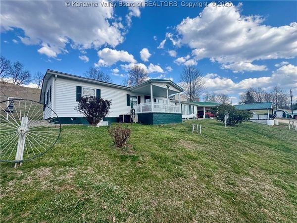 2982 Stone Lick Road, Kenna, WV 25248