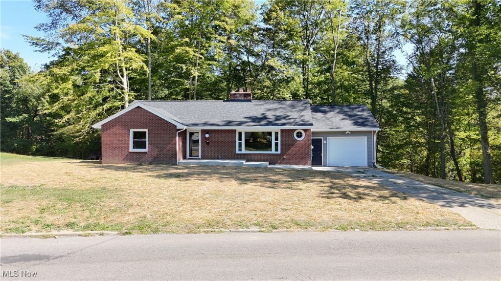 3551 Shirley Road, Youngstown, OH 44502 Main Photo