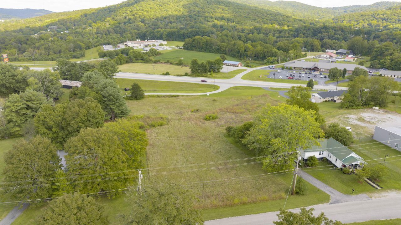 180 Gregory Street, Monticello, KY 42633 Main Photo