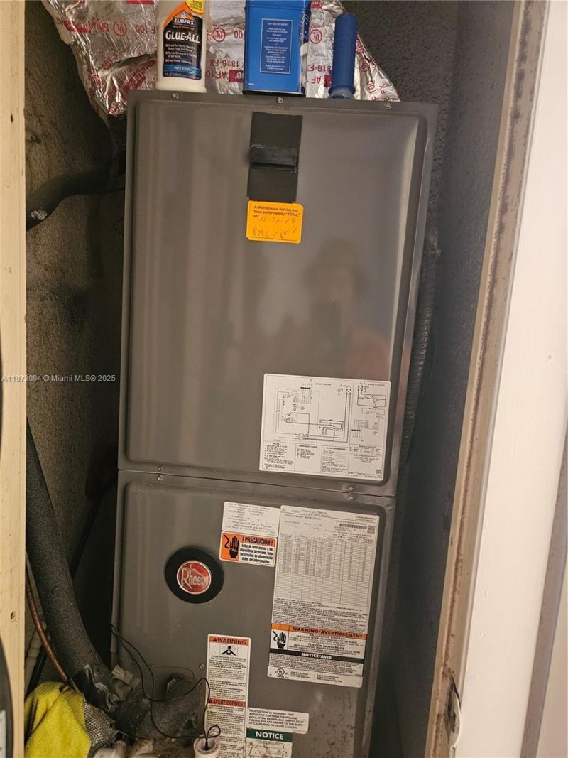 20400 W Country Club Dr, Unit 315, Aventura, FL 33180 Photo