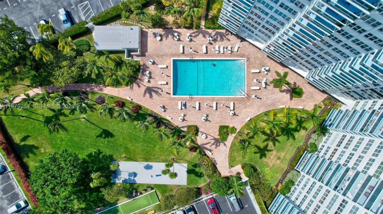 3300 NE 36th St, Unit 1712, Fort Lauderdale, FL 33308 Photo