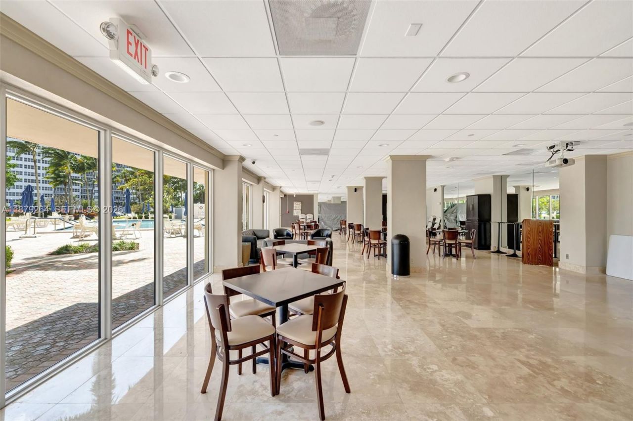 3300 NE 36th St, Unit 1712, Fort Lauderdale, FL 33308 Photo