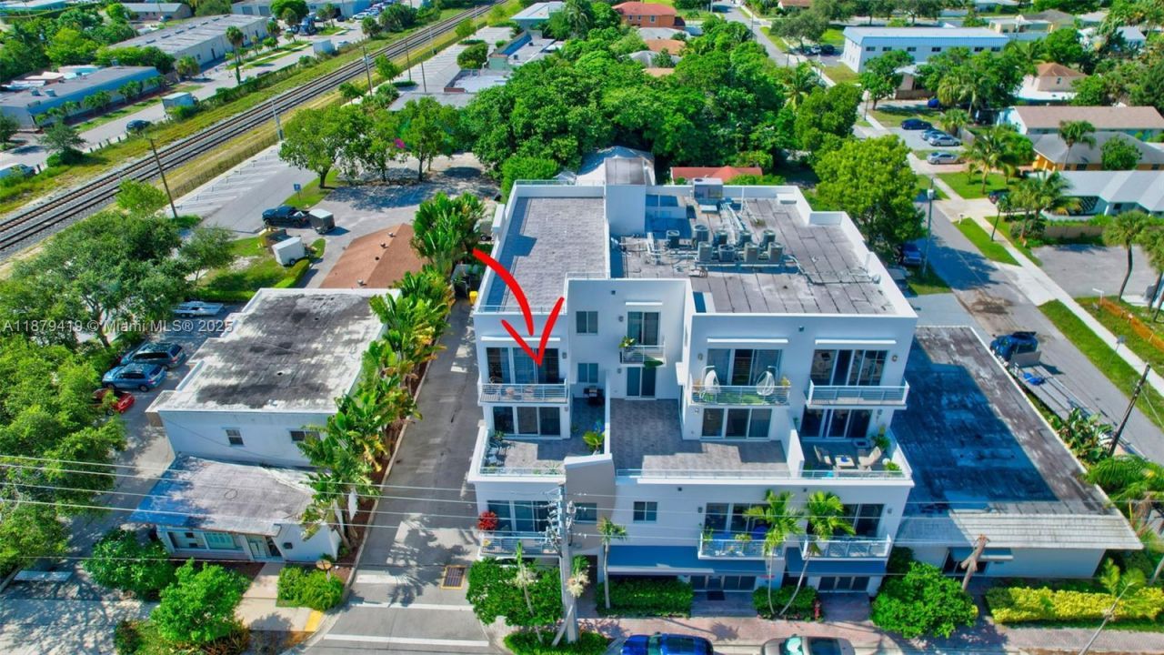 110 SE 2nd St, Unit 203, Delray Beach, FL 33444 Photo