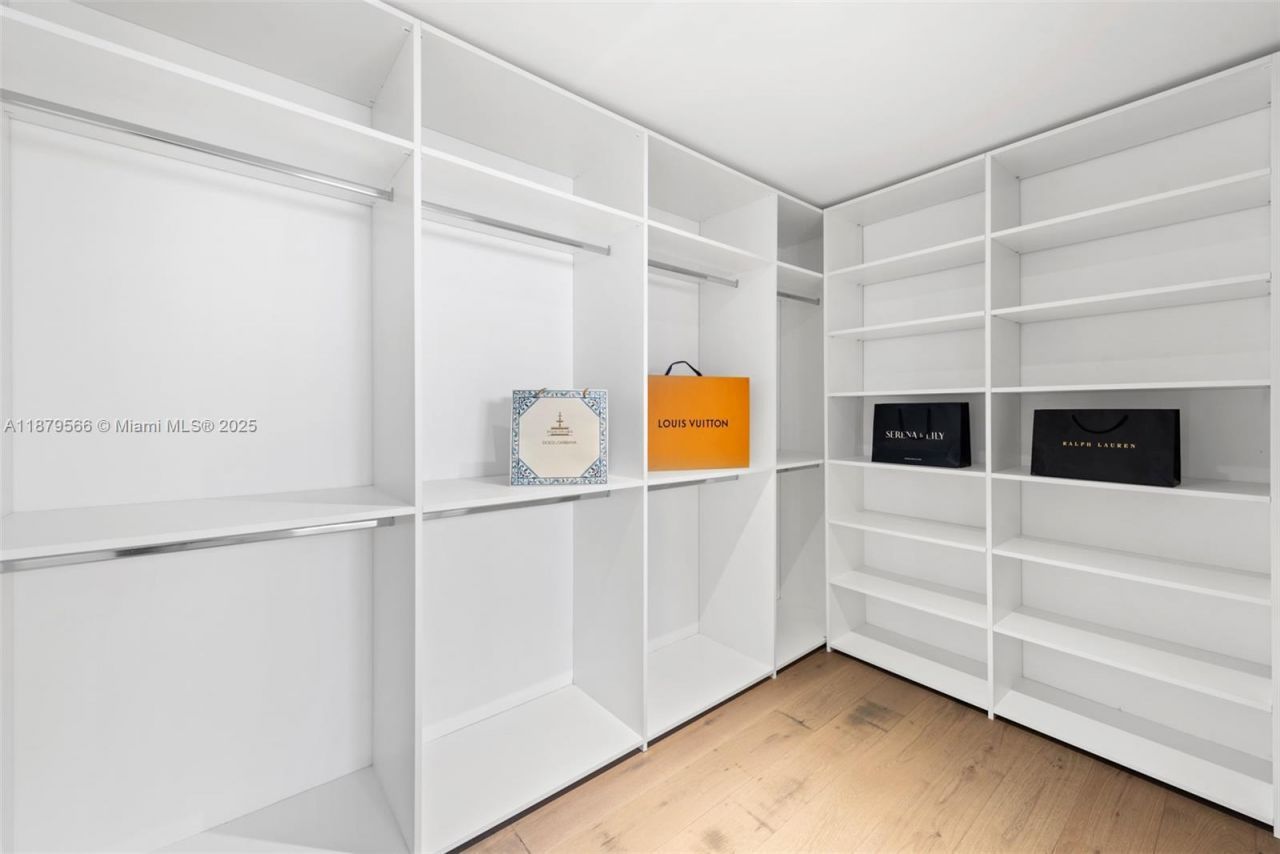 120 NE 49th St, Miami, FL 33137 Photo