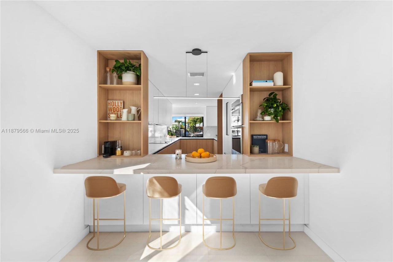 120 NE 49th St, Miami, FL 33137 Photo