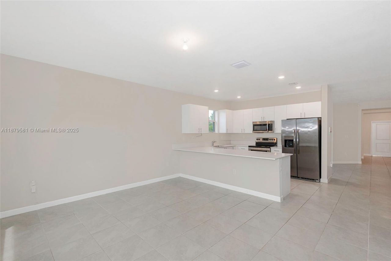 16344 SW 290th St, Homestead, FL 33033 Photo