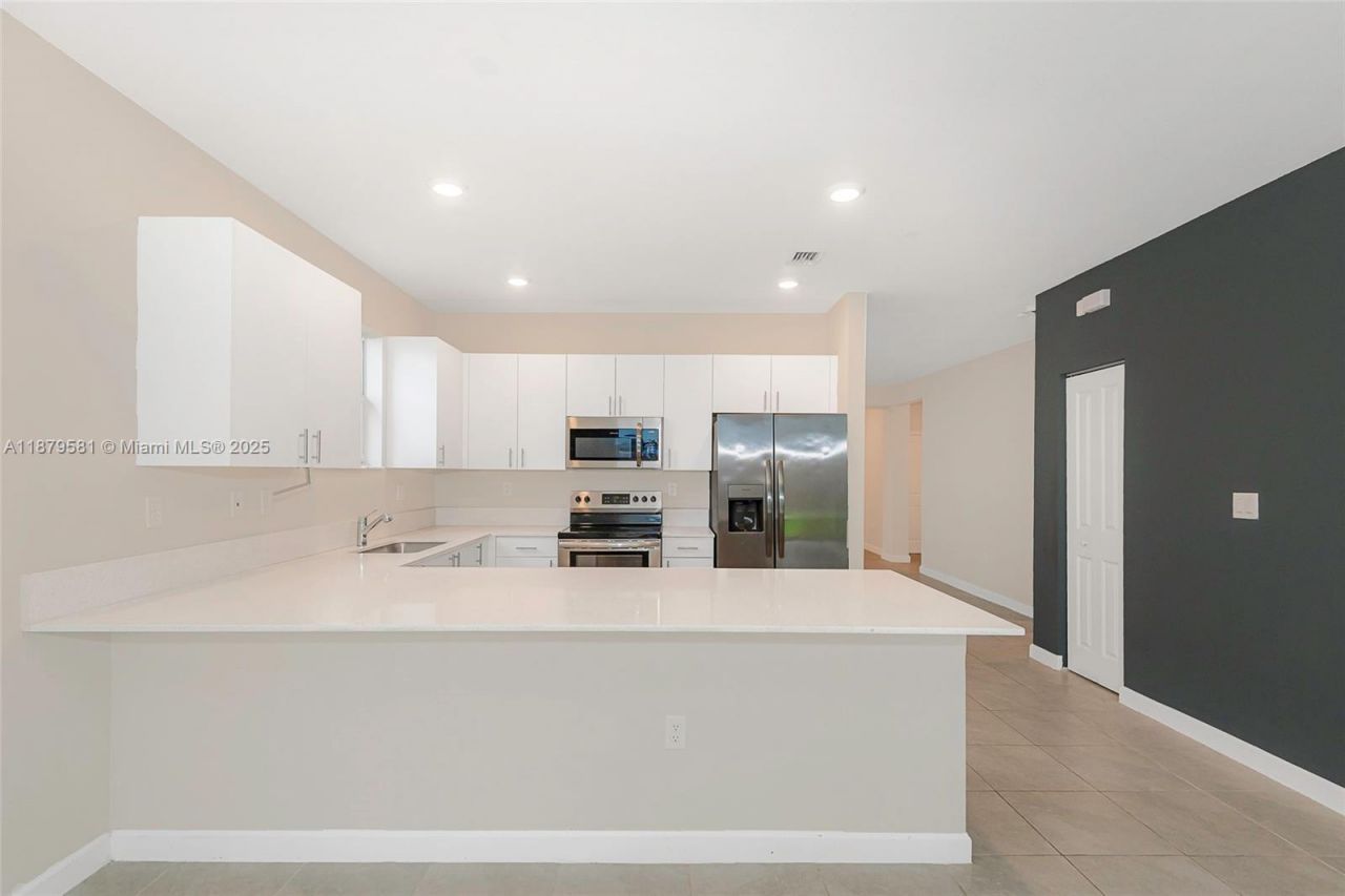 16344 SW 290th St, Homestead, FL 33033 Photo
