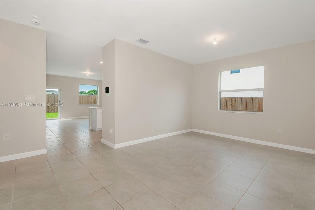 16344 SW 290th St, Homestead, FL 33033 Photo