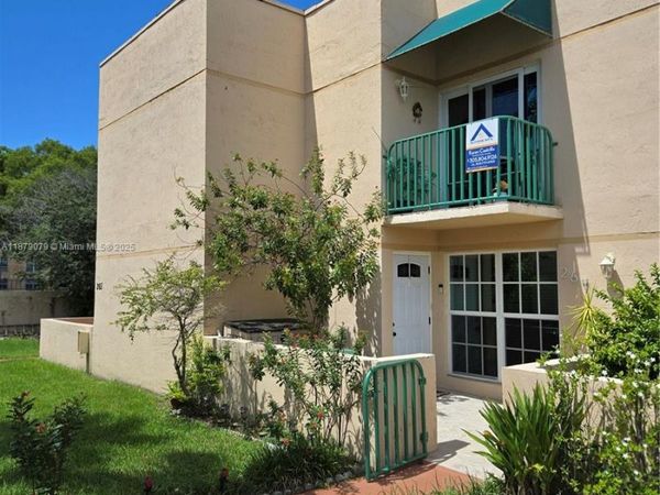 12095 SW 18th Ter, Unit 267, Miami, FL 33175
