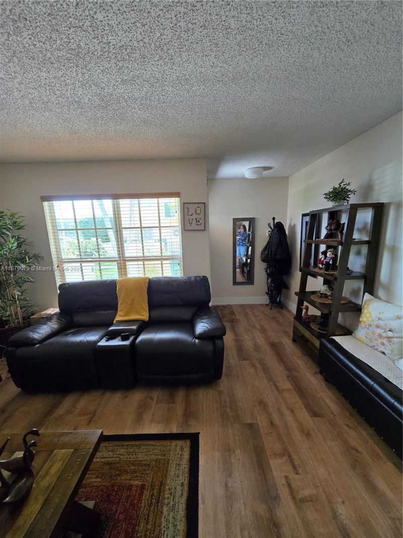 12095 SW 18th Ter, Unit 267, Miami, FL 33175 Photo