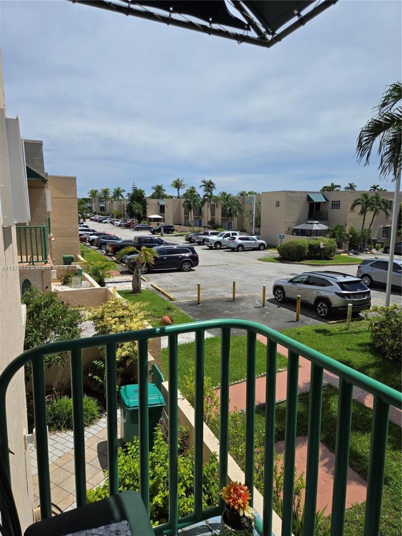 12095 SW 18th Ter, Unit 267, Miami, FL 33175 Photo