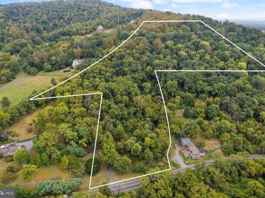 CHARLES TOWN PIKE, HILLSBORO, VA 20132