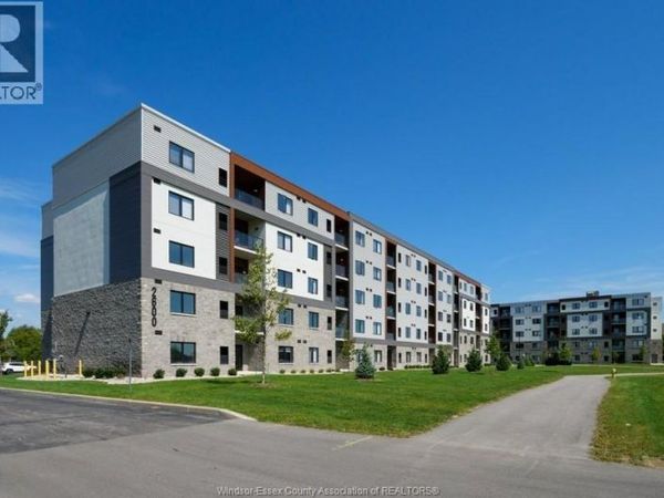 2600 SANDWICH WEST Parkway, Unit 311, LaSalle, ON N9H0M2